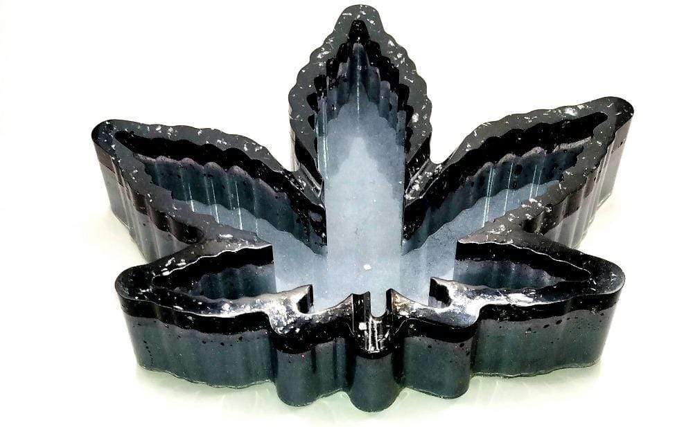 DeFit Designs Ashtrays Black Grey Weed Smokers Ashtray-Weed Leaf Ashtray-Marijuana Ashtray